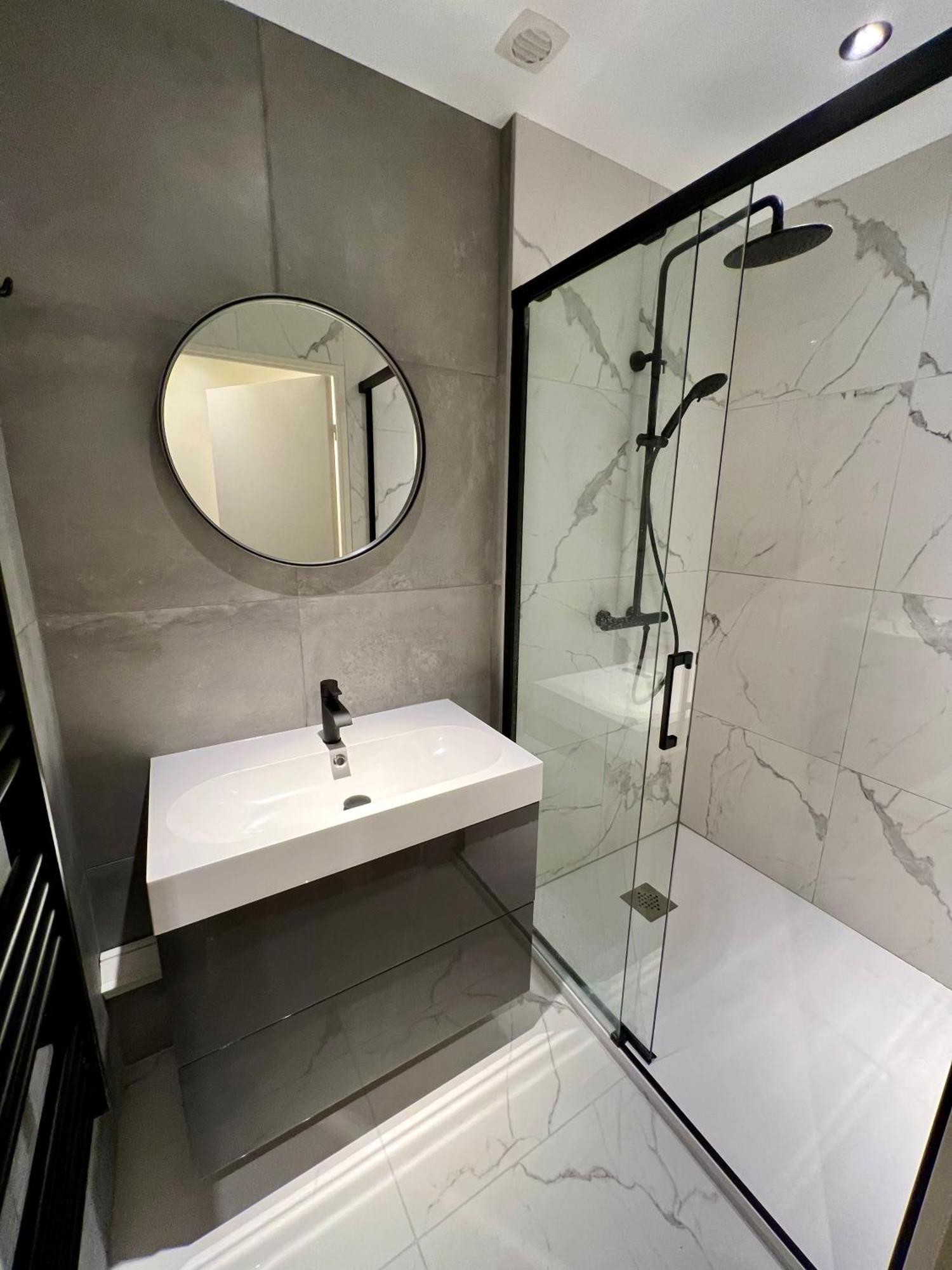 Lyon Premium - Luxezen Spa Villeurbanne Exterior foto